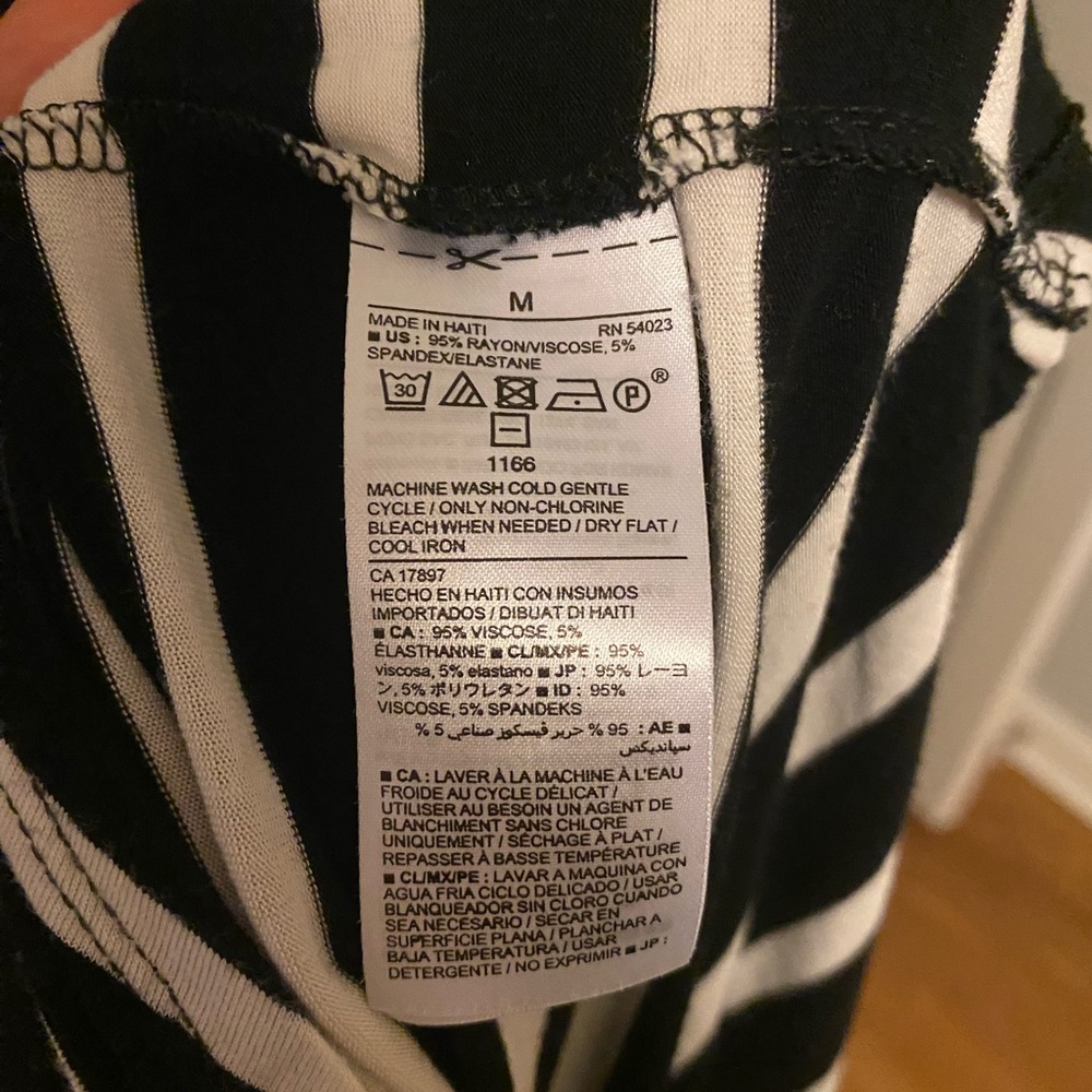 Old Navy turtleneck - Picture 2 of 4